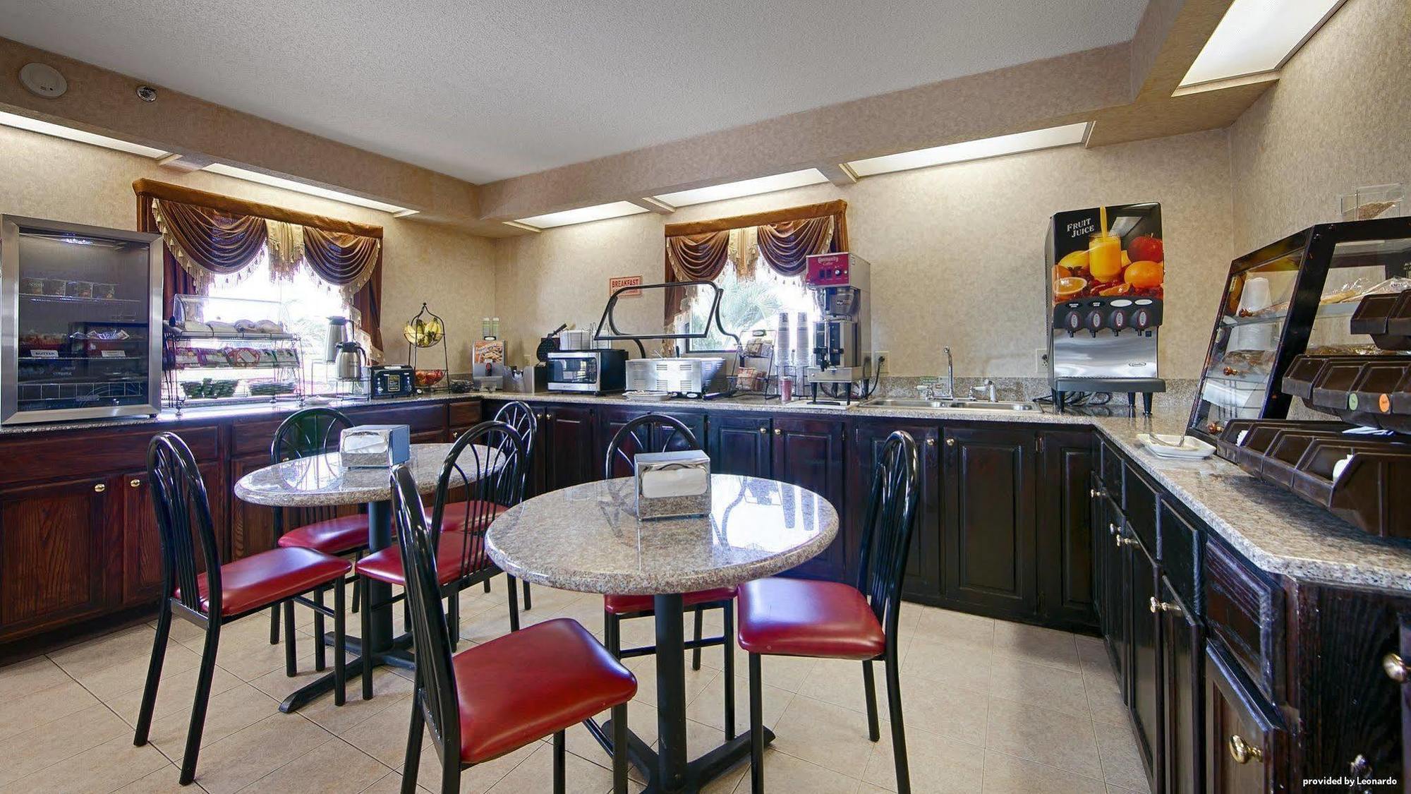 Days Inn & Suites By Wyndham Warner Robins Near Robins Afb Luaran gambar