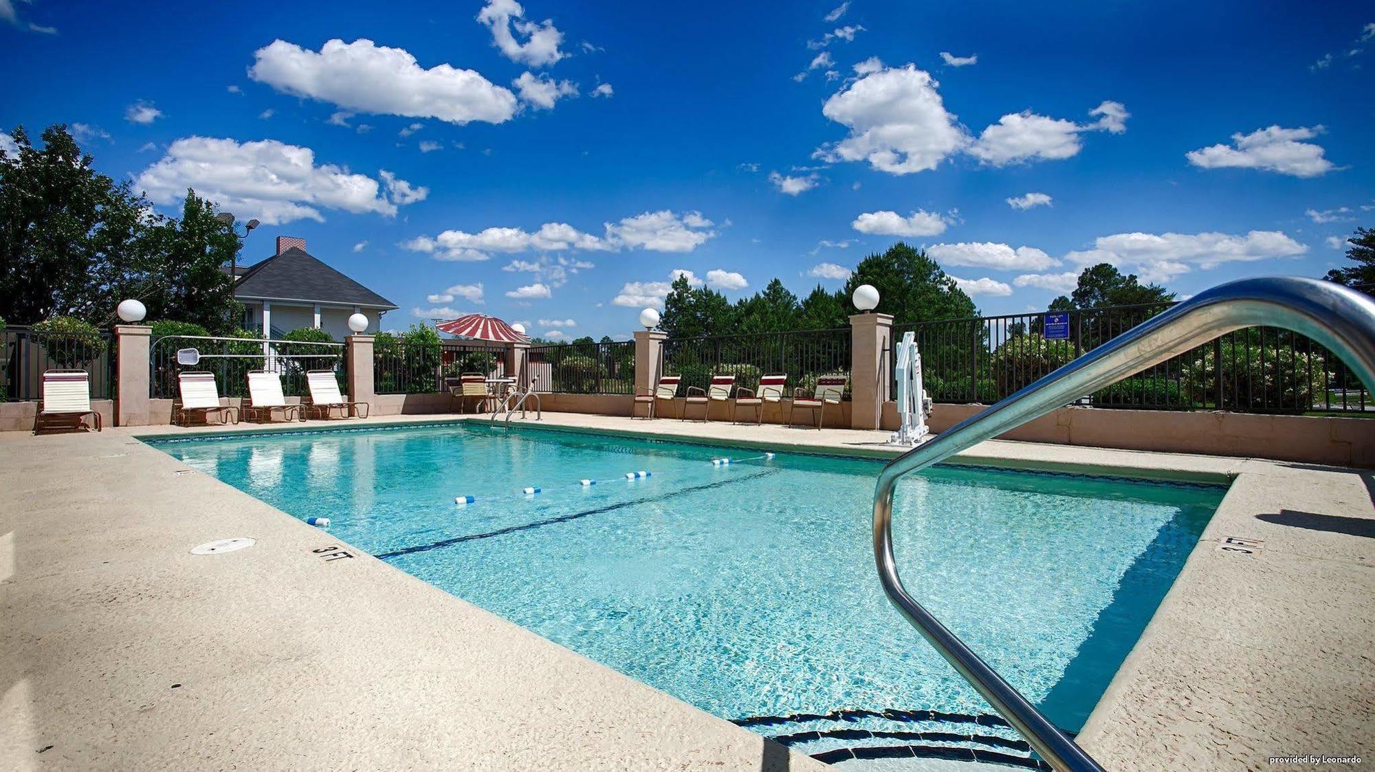 Days Inn & Suites By Wyndham Warner Robins Near Robins Afb Luaran gambar
