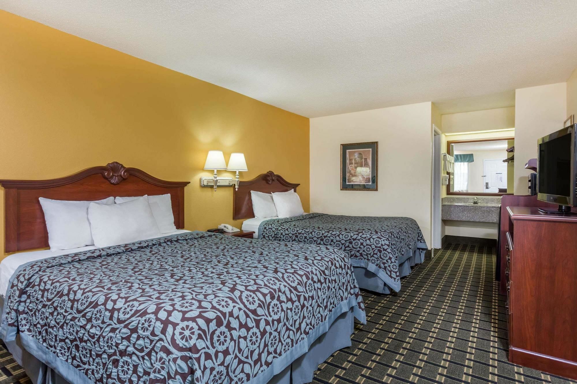 Days Inn & Suites By Wyndham Warner Robins Near Robins Afb Luaran gambar
