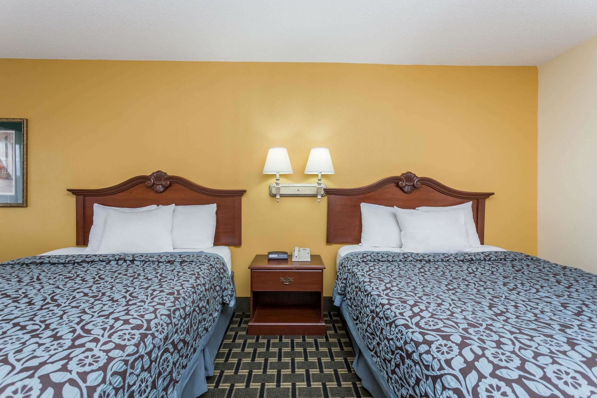 Days Inn & Suites By Wyndham Warner Robins Near Robins Afb Luaran gambar