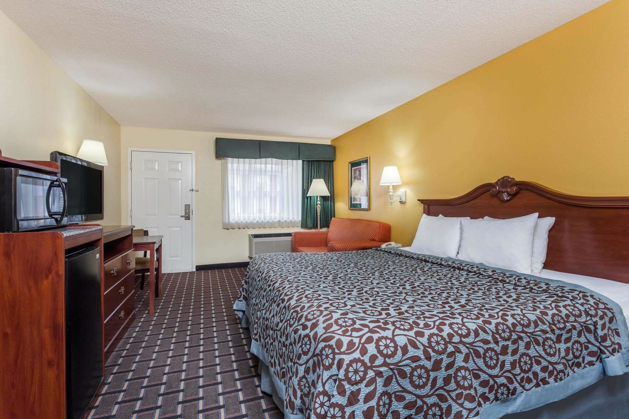 Days Inn & Suites By Wyndham Warner Robins Near Robins Afb Luaran gambar